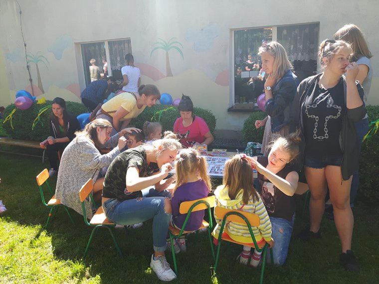 Festyn przedszkolny z udziałem wolontariuszy